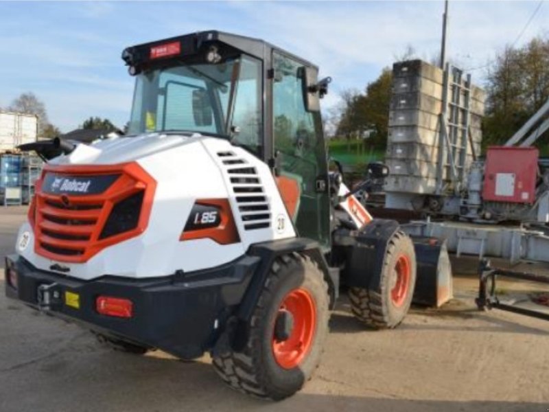 Radlader du type Bobcat L 85, Gebrauchtmaschine en Palling (Photo 1)