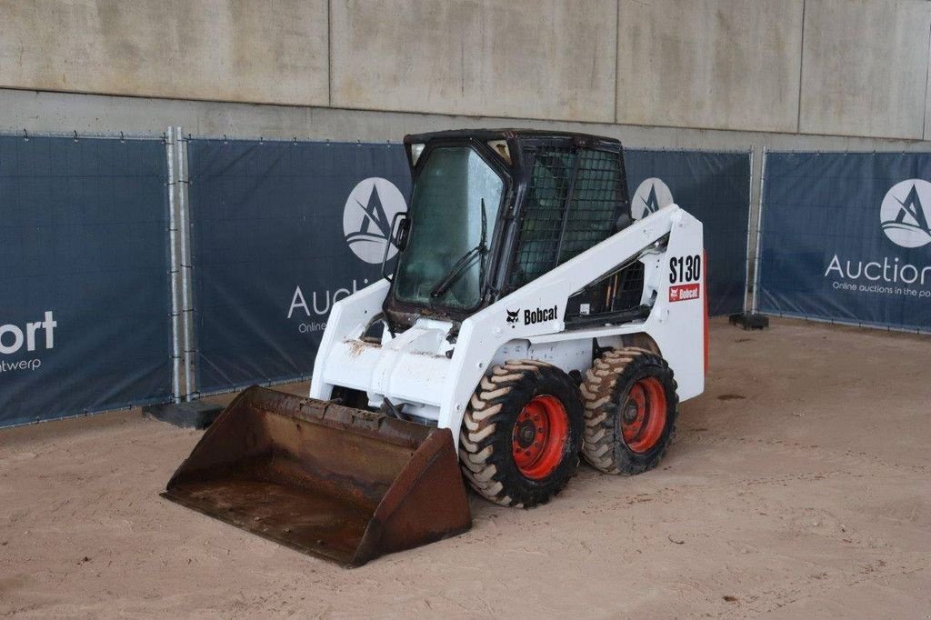 Radlader типа Bobcat S130, Gebrauchtmaschine в Antwerpen (Фотография 9)