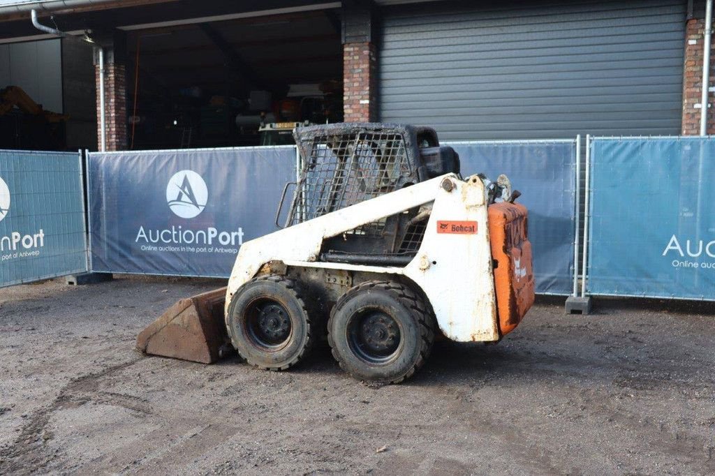 Radlader Türe ait Bobcat S130, Gebrauchtmaschine içinde Antwerpen (resim 3)