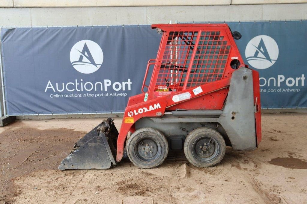 Radlader du type Bobcat S70, Gebrauchtmaschine en Antwerpen (Photo 2)