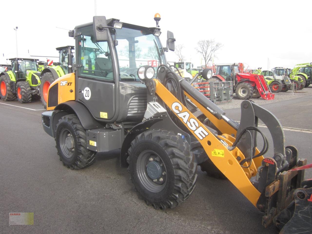 Radlader van het type Case IH 21F XT Kompakt Radlader, Schaufel, Palettengabel, nur 786 h !, Gebrauchtmaschine in Molbergen (Foto 9)