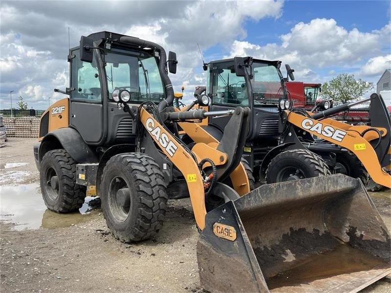 Radlader Türe ait Case IH 321F UNDER KLARGØRING, Gebrauchtmaschine içinde Aalborg SV (resim 1)