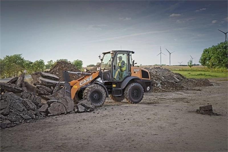 Radlader Türe ait Case IH 321F, Gebrauchtmaschine içinde Vrå, Frejlev, Hornslet & Ringsted (resim 4)