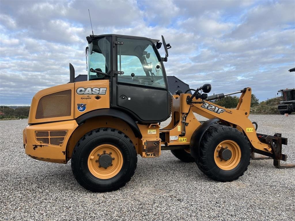 Radlader типа Case IH 321F, Gebrauchtmaschine в Mariager (Фотография 5)