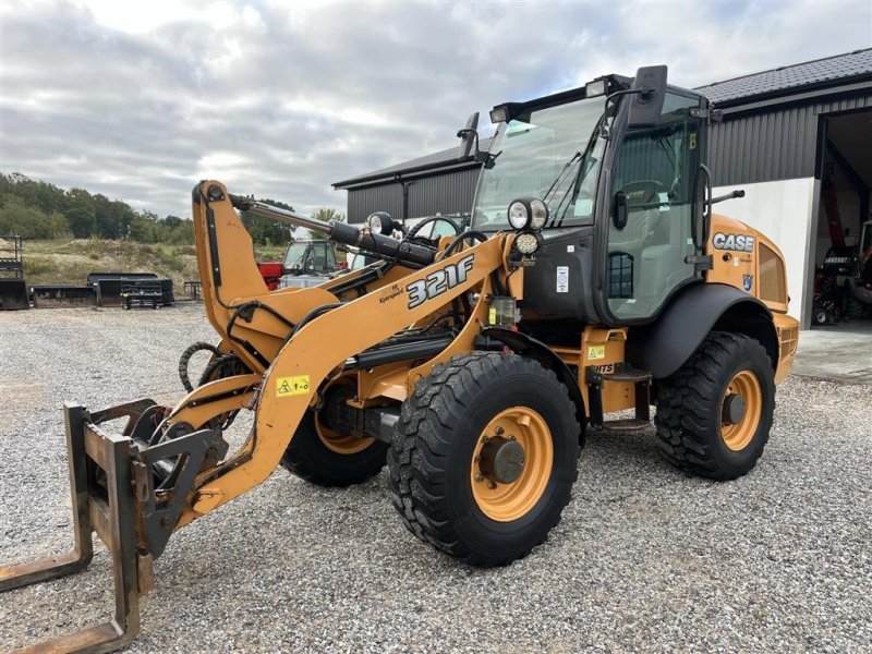 Radlader типа Case IH 321F, Gebrauchtmaschine в Mariager