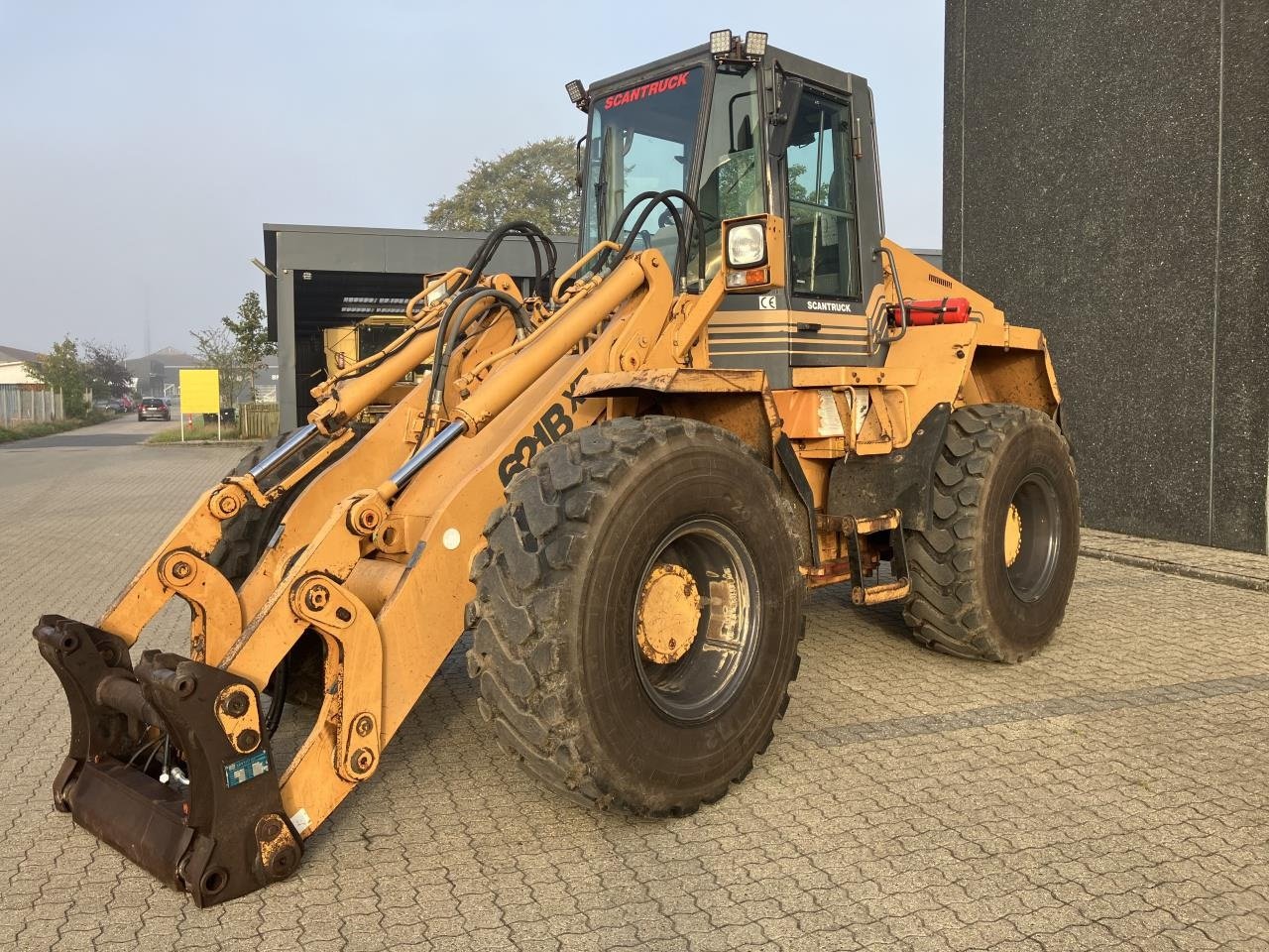 Radlader of the type Case IH 621B XT GUMMIGED, Gebrauchtmaschine in Herning (Picture 2)