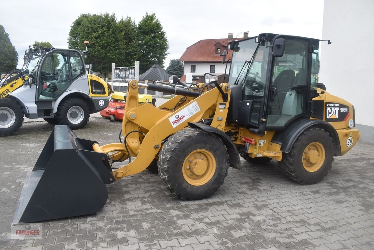 Radlader del tipo CAT 906 H2 mit Straßenzulassung, Gebrauchtmaschine en Putzleinsdorf (Imagen 1)