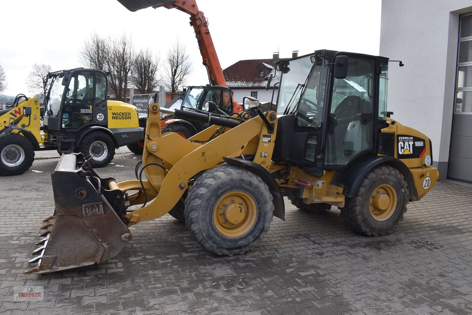 Radlader of the type CAT 906 H2, Gebrauchtmaschine in Putzleinsdorf (Picture 1)