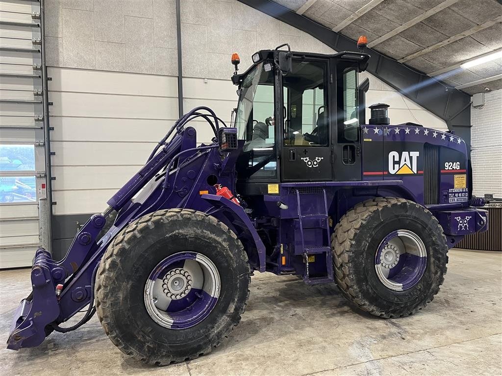 Radlader del tipo CAT 924 G  m defekt motor, Gebrauchtmaschine en Haderup (Imagen 2)