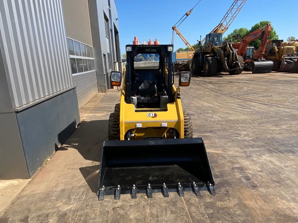 Radlader del tipo Caterpillar 216B3, Neumaschine en Velddriel (Imagen 8)