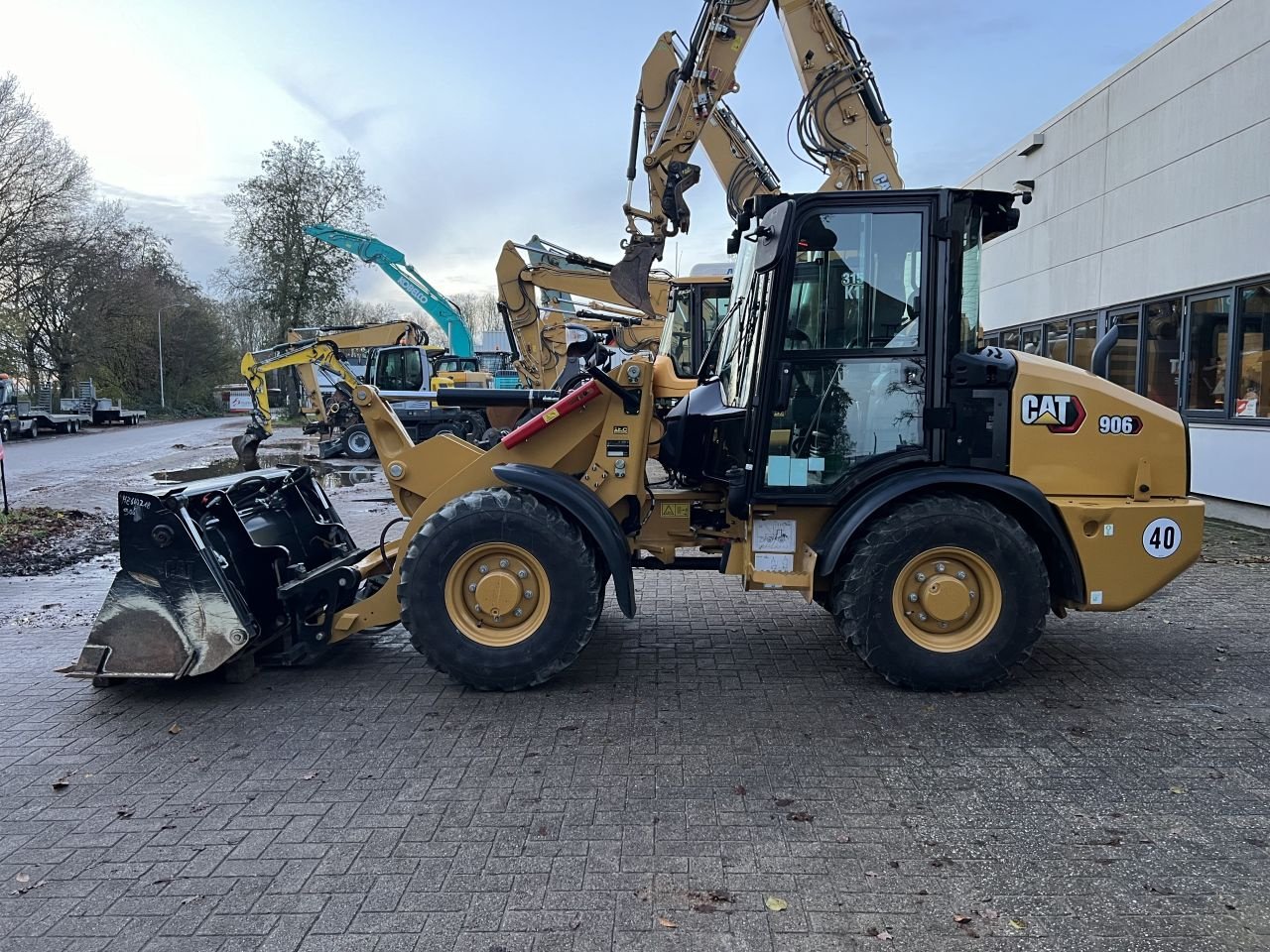 Radlader van het type Caterpillar 906 Next gen, Gebrauchtmaschine in Doetinchem (Foto 2)