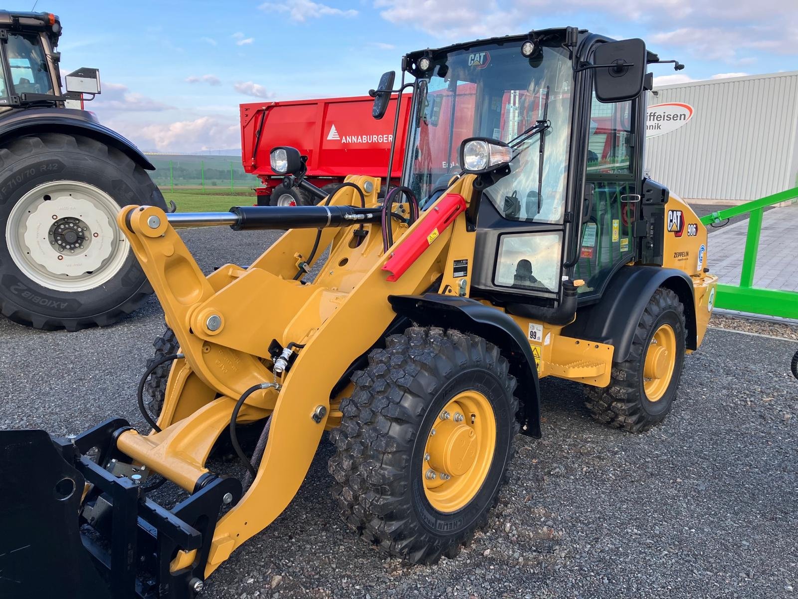 Radlader del tipo Caterpillar 906, Neumaschine en Werther (Imagen 1)