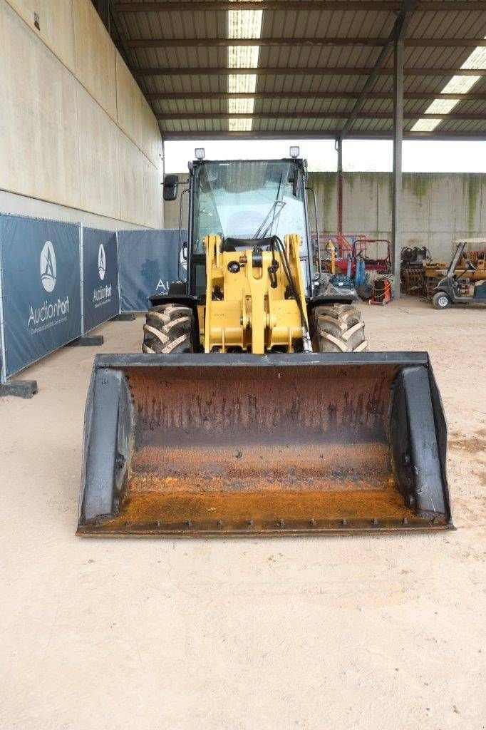 Radlader del tipo Caterpillar 906H2, Gebrauchtmaschine en Antwerpen (Imagen 9)