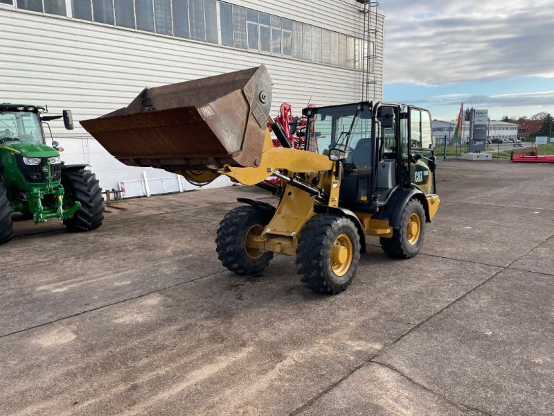 Radlader des Typs Caterpillar 906M, Gebrauchtmaschine in Ebeleben