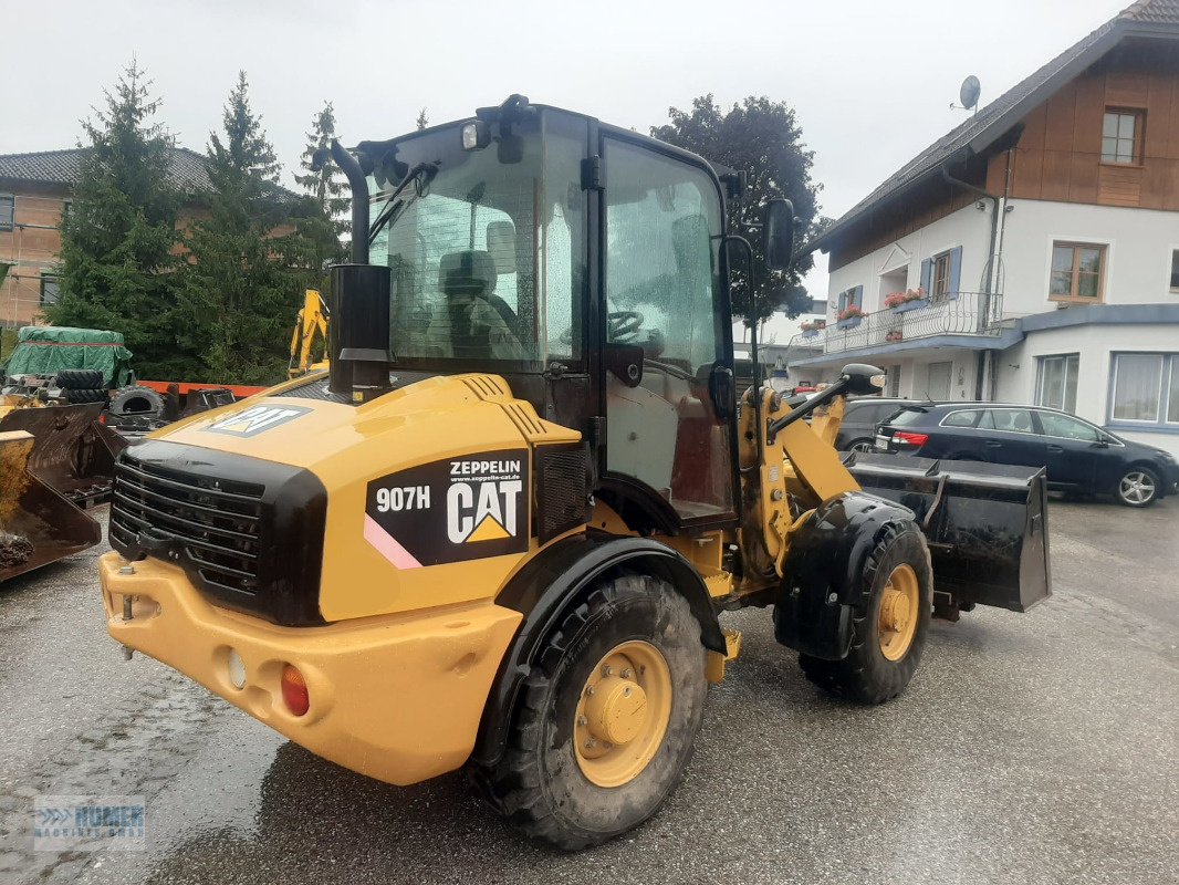 Radlader of the type Caterpillar 907 H, Neumaschine in Vorchdorf (Picture 3)