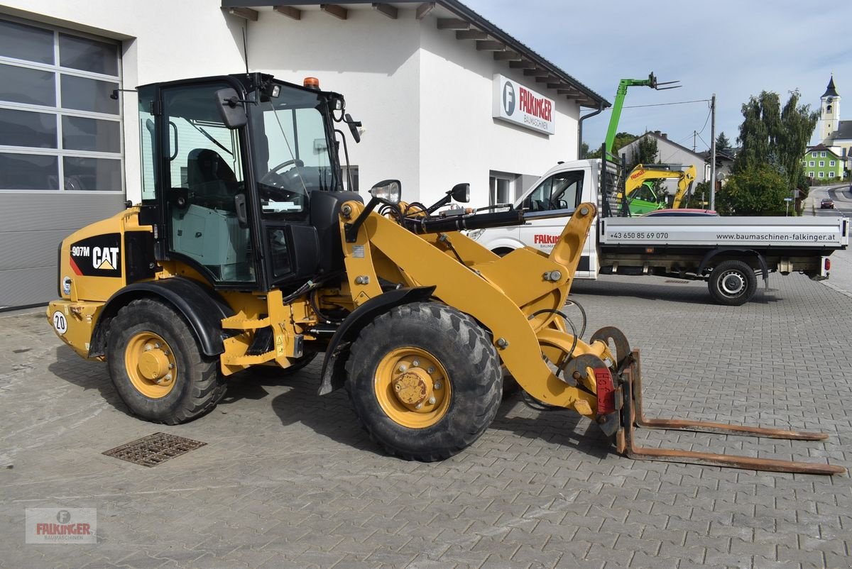 Radlader of the type Caterpillar 907M, Gebrauchtmaschine in Putzleinsdorf (Picture 2)