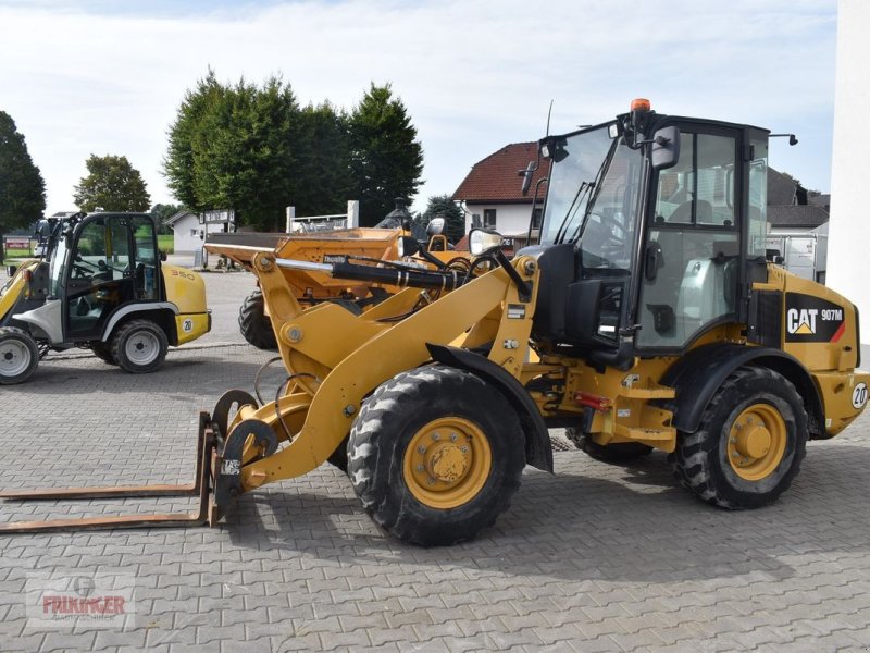 Radlader des Typs Caterpillar 907M, Gebrauchtmaschine in Putzleinsdorf (Bild 1)