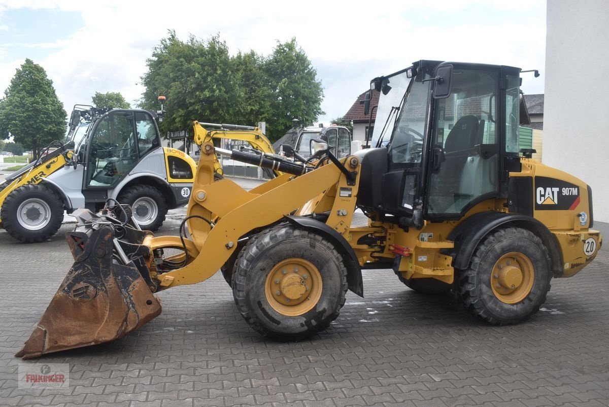 Radlader du type Caterpillar 907M, Gebrauchtmaschine en Putzleinsdorf (Photo 1)