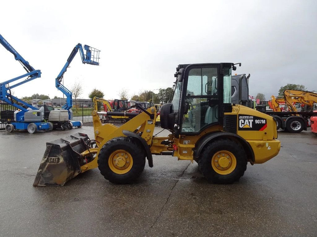 Radlader tip Caterpillar 907M, Gebrauchtmaschine in Zutphen (Poză 5)