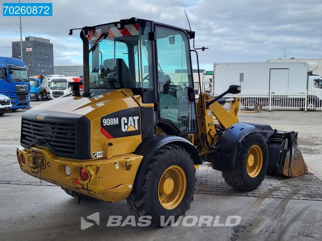 Radlader van het type Caterpillar 908 M BUCKET + FORKS, Gebrauchtmaschine in Veghel (Foto 7)