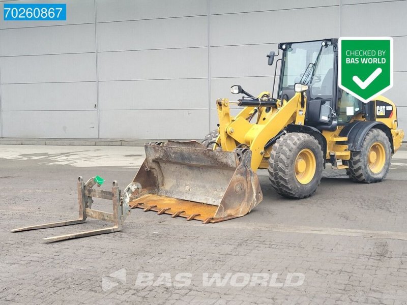 Radlader des Typs Caterpillar 908 M BUCKET + FORKS, Gebrauchtmaschine in Veghel