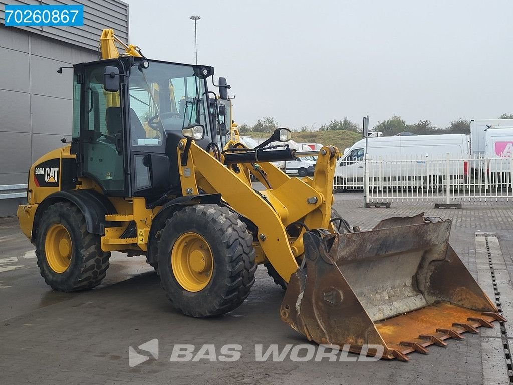 Radlader del tipo Caterpillar 908 M BUCKET + FORKS, Gebrauchtmaschine In Veghel (Immagine 10)