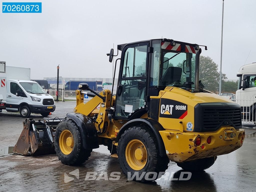 Radlader typu Caterpillar 908 M BUCKET + FORKS, Gebrauchtmaschine w Veghel (Zdjęcie 2)