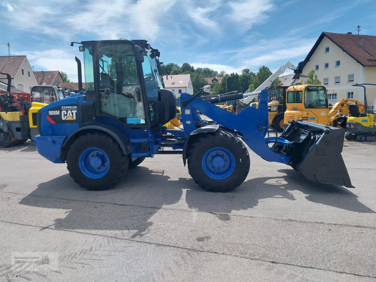 Radlader van het type Caterpillar 908 M, Gebrauchtmaschine in Stetten (Foto 3)