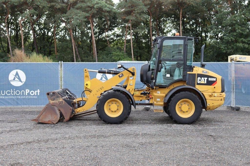 Radlader del tipo Caterpillar 908M, Gebrauchtmaschine en Antwerpen (Imagen 2)