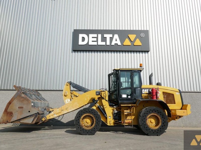 Radlader of the type Caterpillar 938M, Gebrauchtmaschine in Zevenbergen (Picture 1)