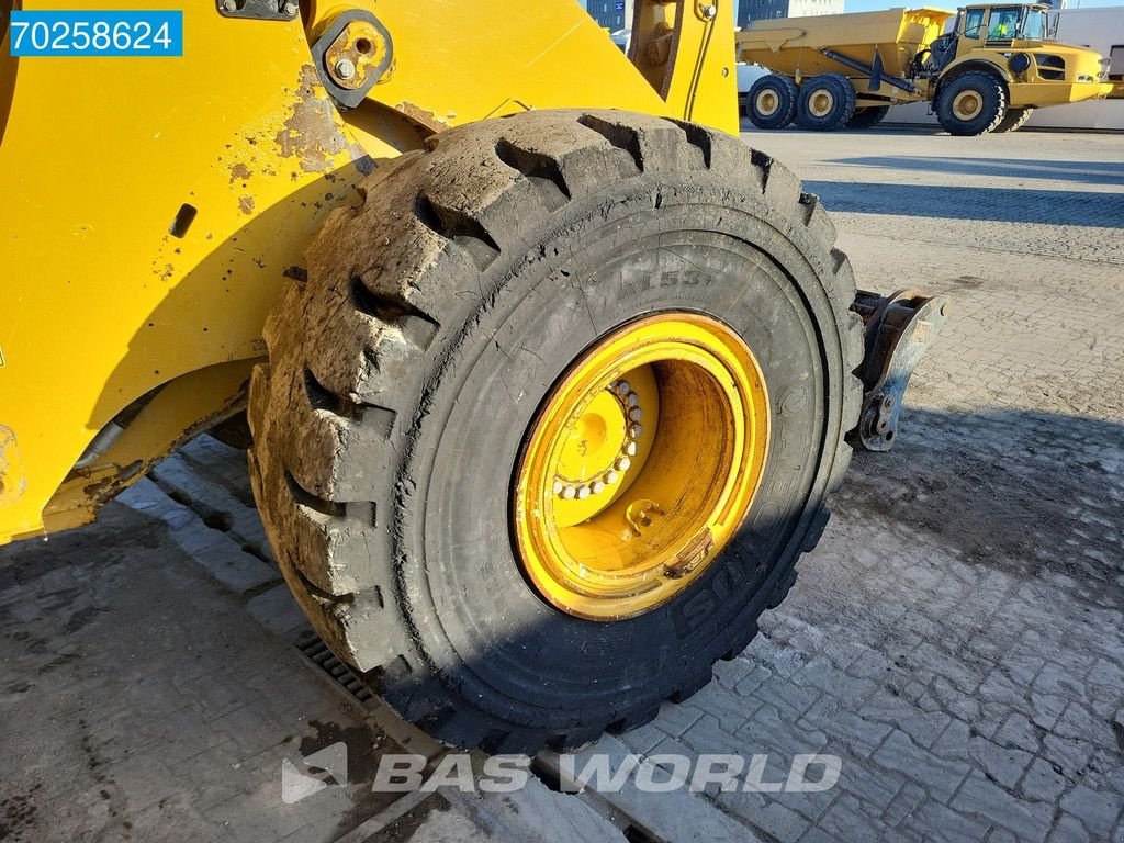 Radlader typu Caterpillar 950 M BUCKET INCLUDED, Gebrauchtmaschine w Veghel (Zdjęcie 10)