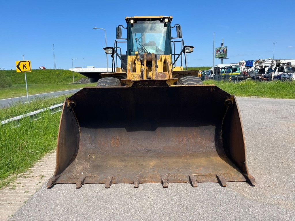 Radlader of the type Caterpillar 950GC LRC - Tier 3 Engine, Gebrauchtmaschine in Velddriel (Picture 8)