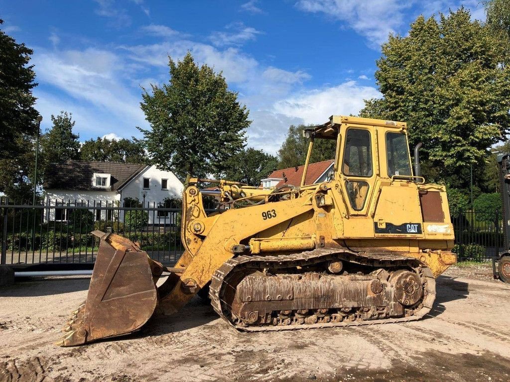 Radlader of the type Caterpillar 963, Gebrauchtmaschine in Antwerpen (Picture 1)