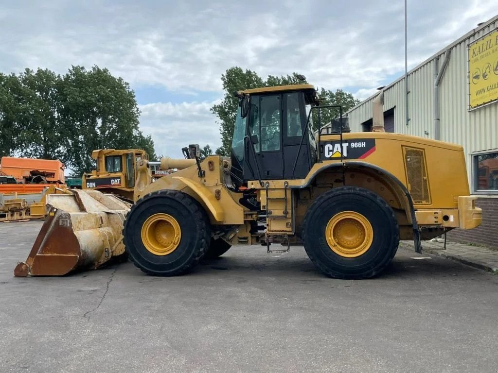 Radlader des Typs Caterpillar 966H Wheel Loader Airconditioning CE Top Condition, Gebrauchtmaschine in 'S-Hertogenbosch (Bild 4)