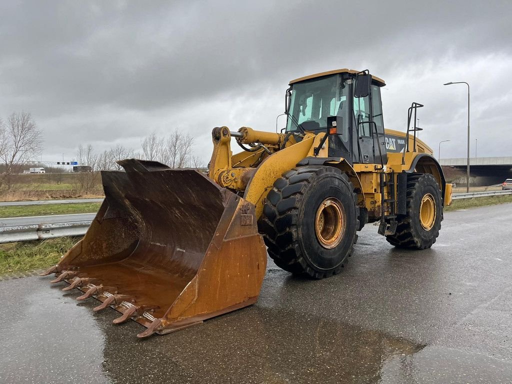 Radlader of the type Caterpillar 966H, Gebrauchtmaschine in Velddriel (Picture 2)