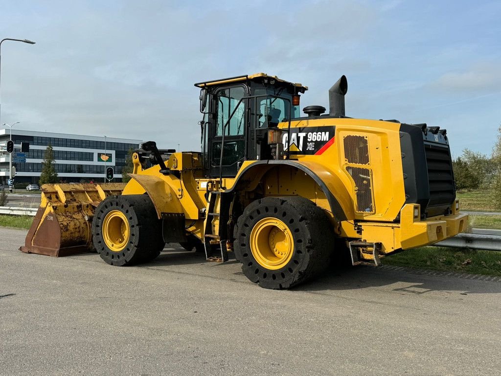 Radlader des Typs Caterpillar 966M XE, Gebrauchtmaschine in Velddriel (Bild 3)