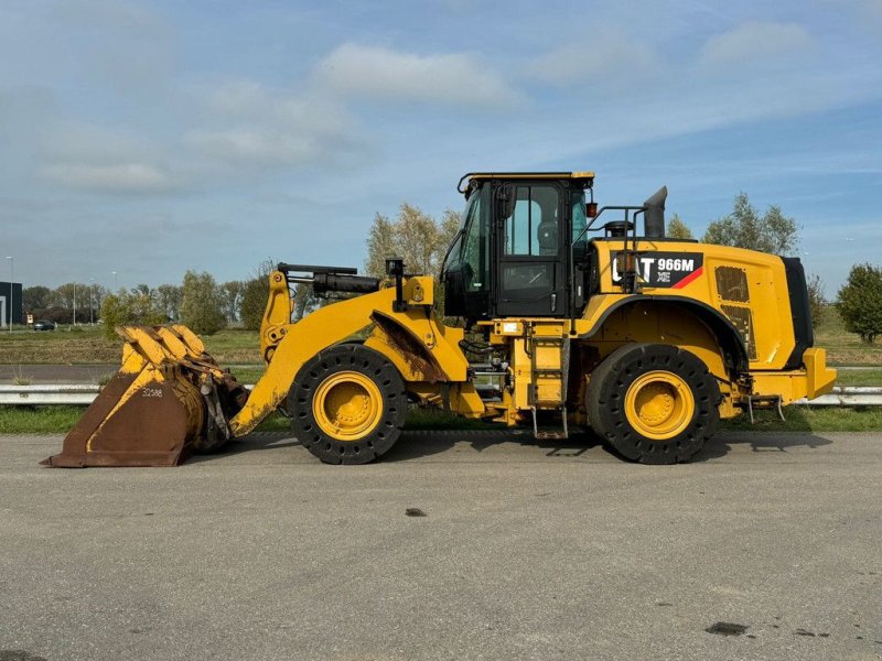 Radlader of the type Caterpillar 966M XE, Gebrauchtmaschine in Velddriel (Picture 1)