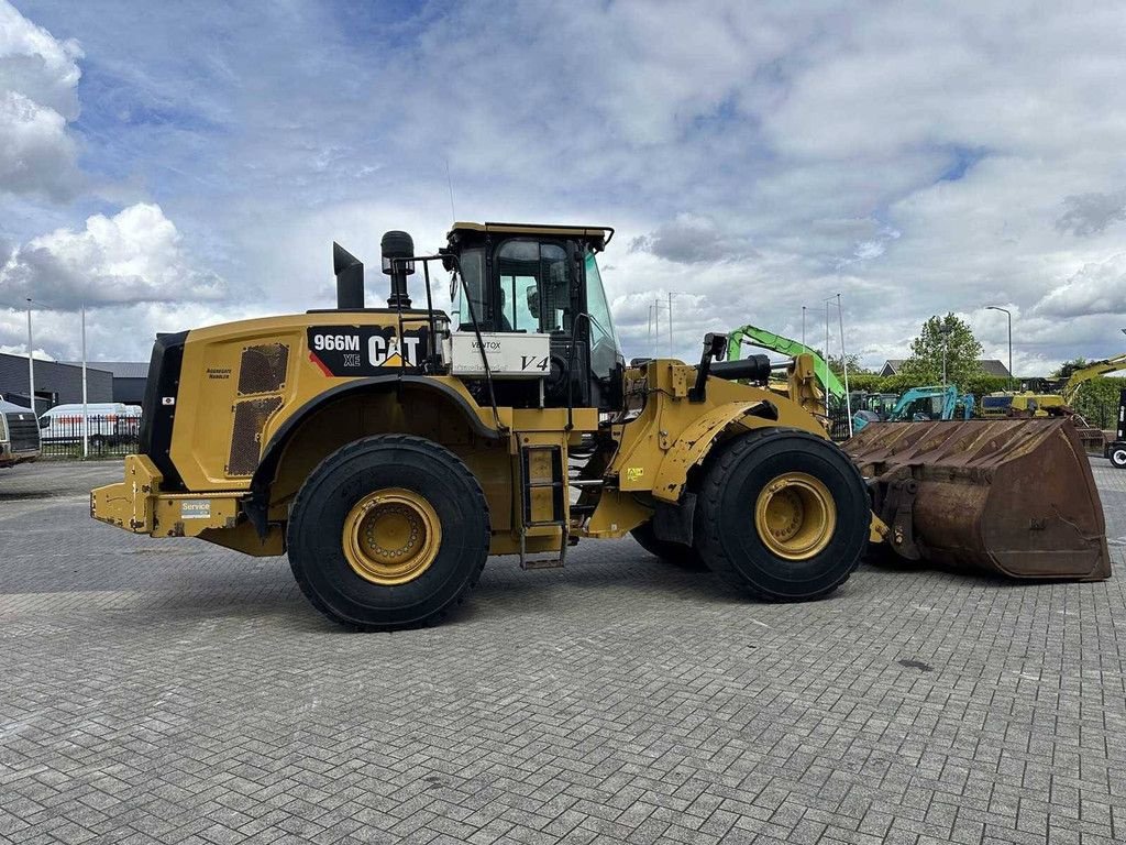 Radlader des Typs Caterpillar 966MXE, Gebrauchtmaschine in Antwerpen (Bild 7)