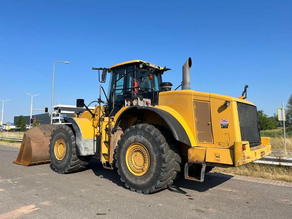 Radlader du type Caterpillar 980H, Gebrauchtmaschine en Velddriel (Photo 3)