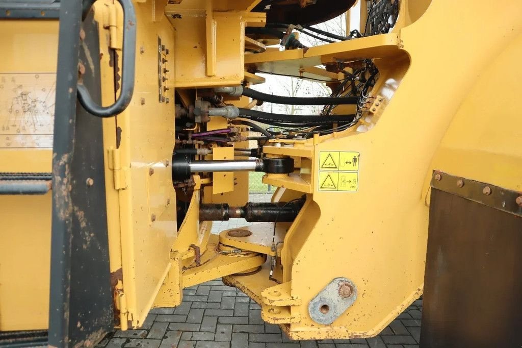 Radlader typu Caterpillar 980K BUCKET AIRCO, Gebrauchtmaschine w Marknesse (Zdjęcie 11)