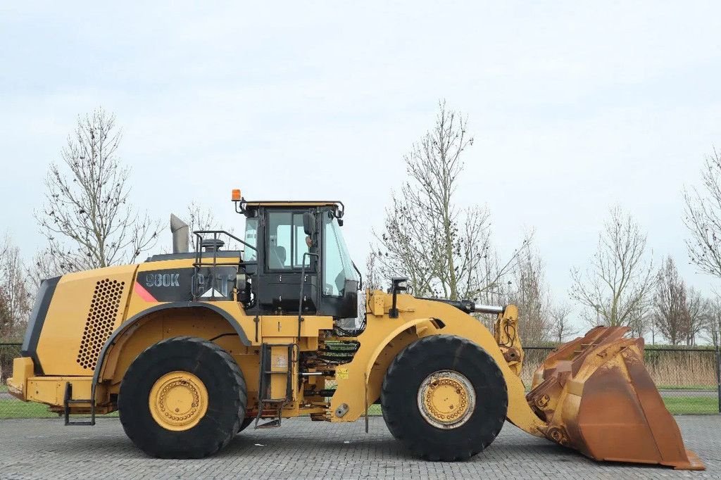 Radlader typu Caterpillar 980K BUCKET AIRCO, Gebrauchtmaschine v Marknesse (Obrázok 4)