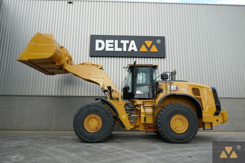 Radlader van het type Caterpillar 980M, Gebrauchtmaschine in Zevenbergen (Foto 11)