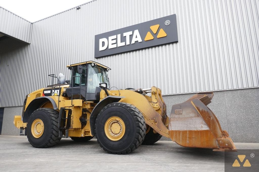 Radlader of the type Caterpillar 980M, Gebrauchtmaschine in Zevenbergen (Picture 9)