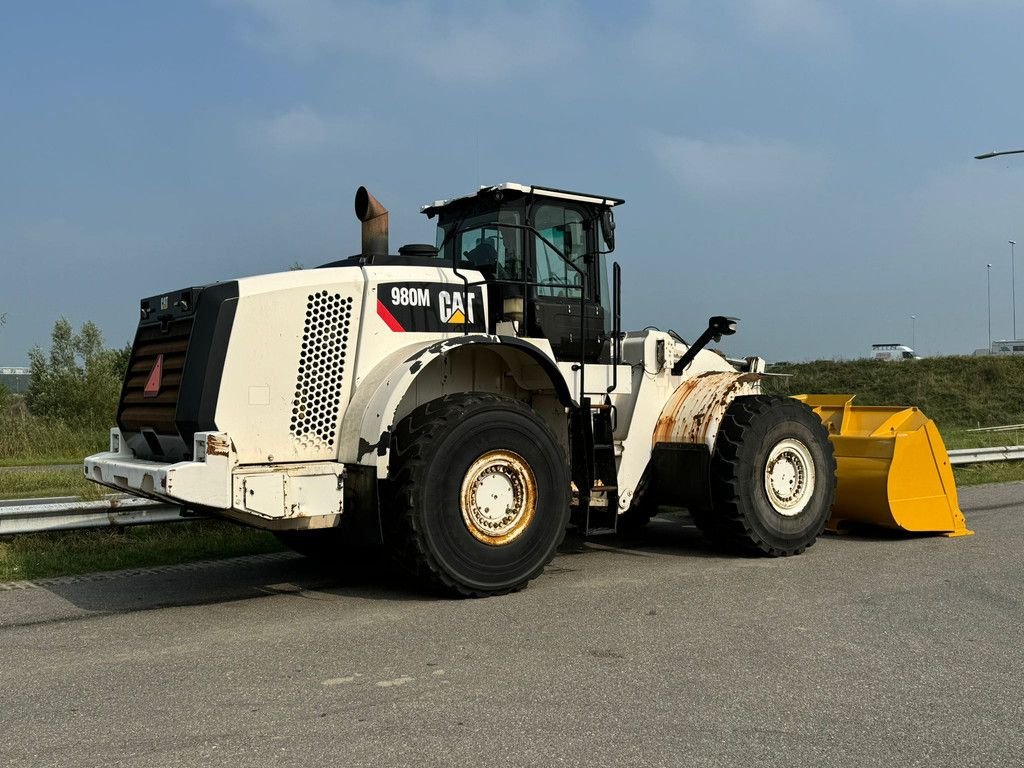 Radlader du type Caterpillar 980M, Gebrauchtmaschine en Velddriel (Photo 5)