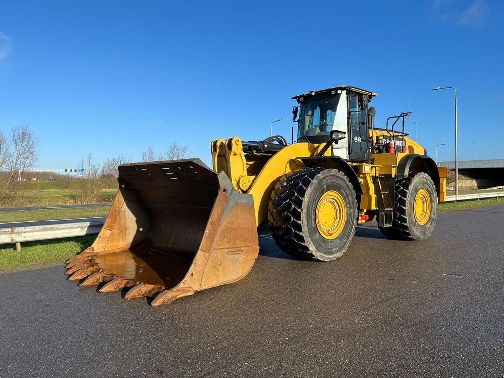 Radlader des Typs Caterpillar 982M / CE certified, Gebrauchtmaschine in Velddriel (Bild 2)