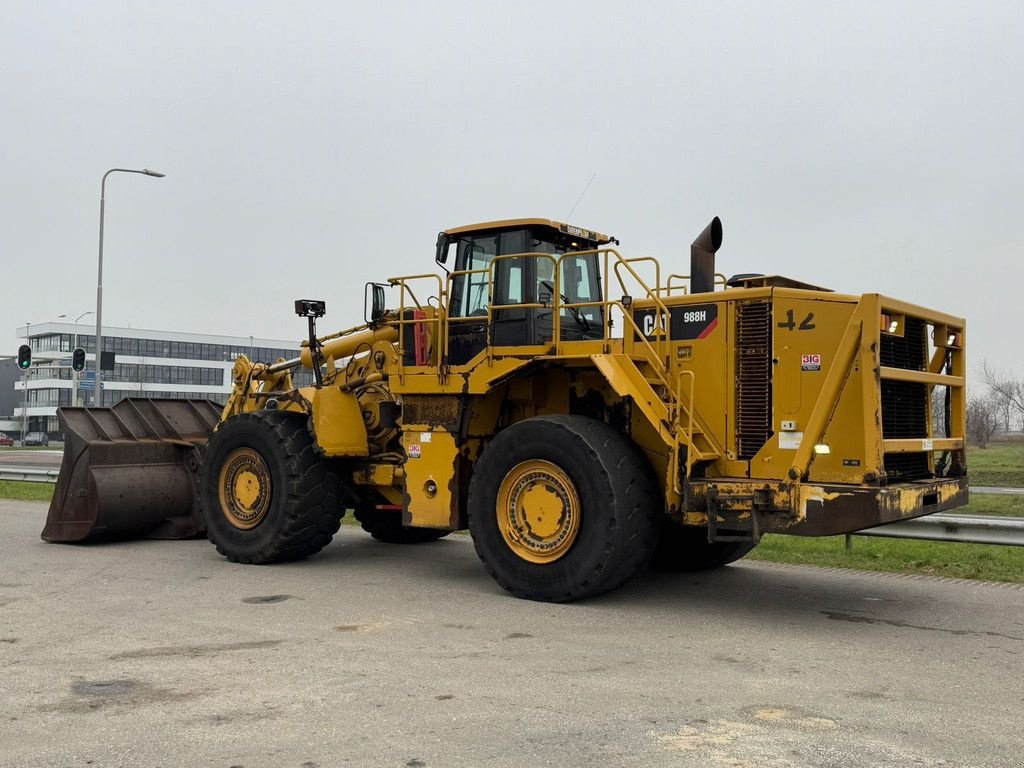 Radlader of the type Caterpillar 988H, Gebrauchtmaschine in Velddriel (Picture 3)