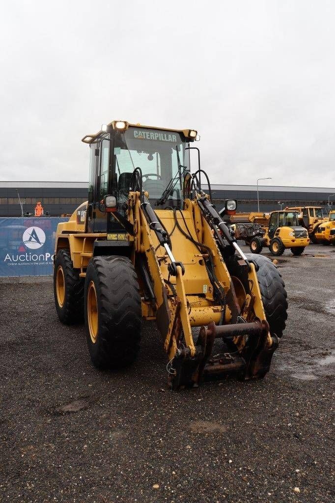 Radlader du type Caterpillar IT14G, Gebrauchtmaschine en Antwerpen (Photo 8)