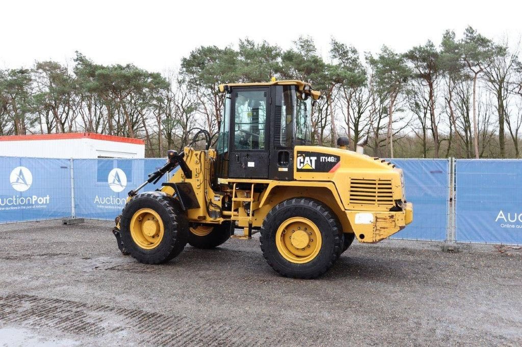 Radlader du type Caterpillar IT14G, Gebrauchtmaschine en Antwerpen (Photo 3)