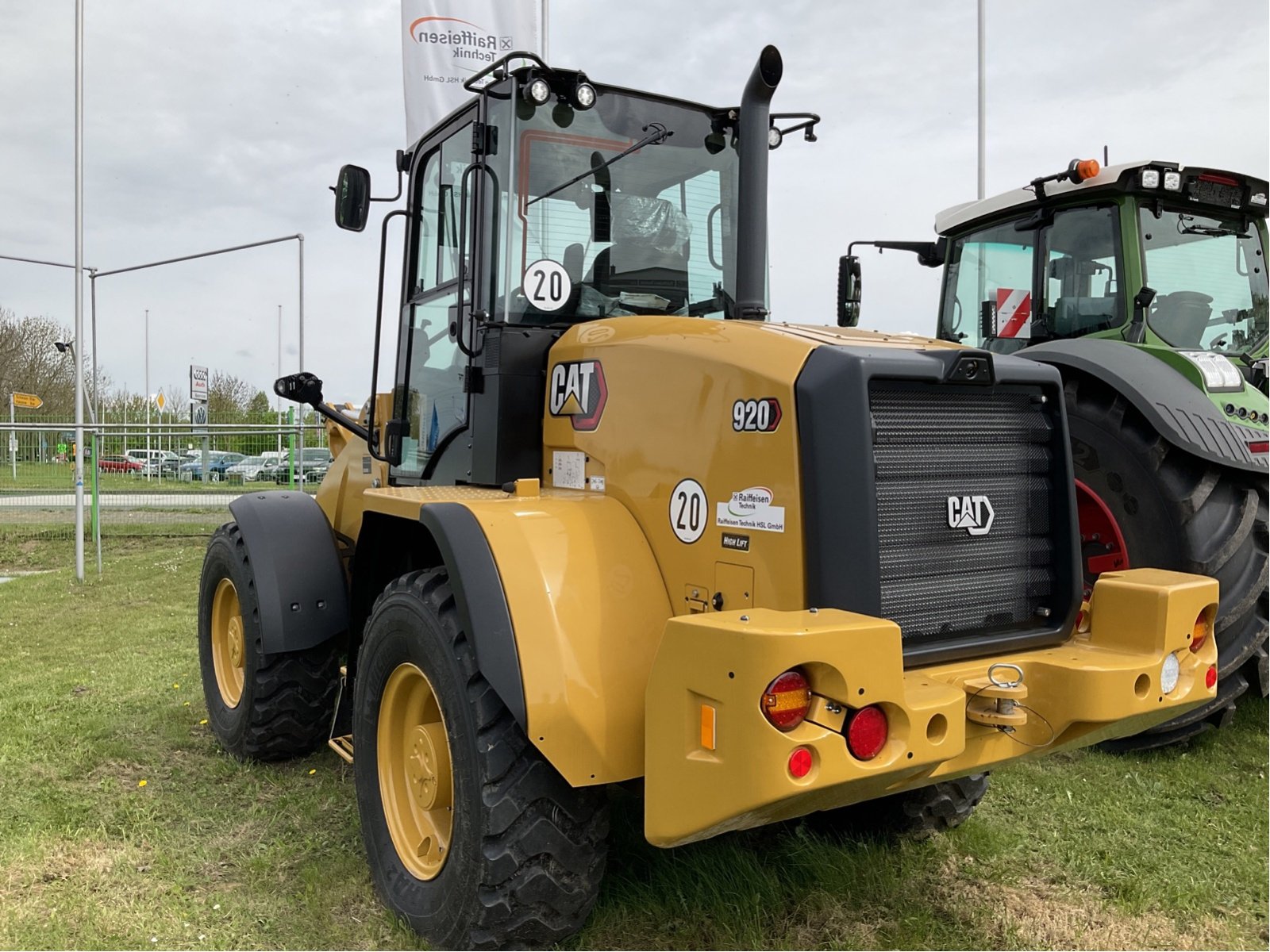 Radlader Türe ait Caterpillar Radlader 920, Neumaschine içinde Bad Oldesloe (resim 6)