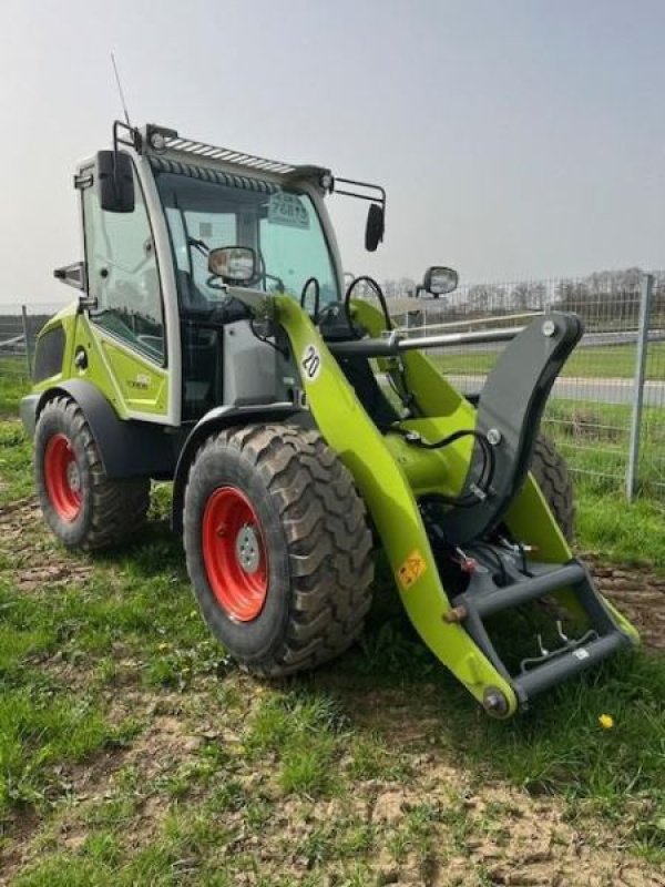 Radlader van het type CLAAS TORION 530, Neumaschine in Bad Abbach (Foto 1)